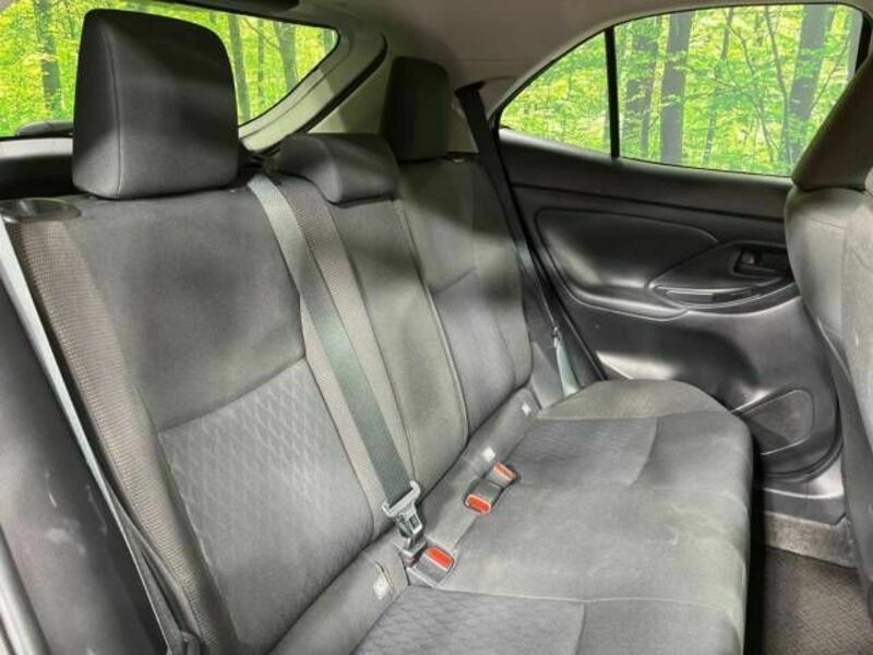 YARIS CROSS