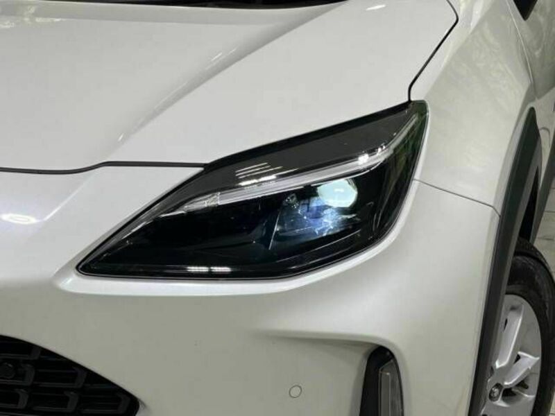 YARIS CROSS