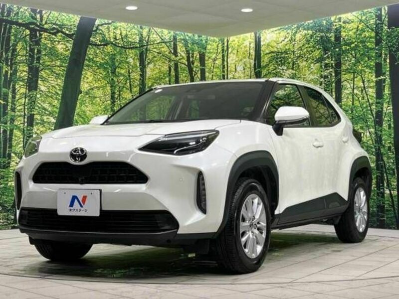 YARIS CROSS