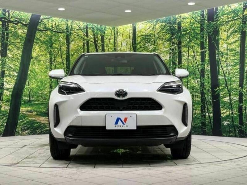YARIS CROSS