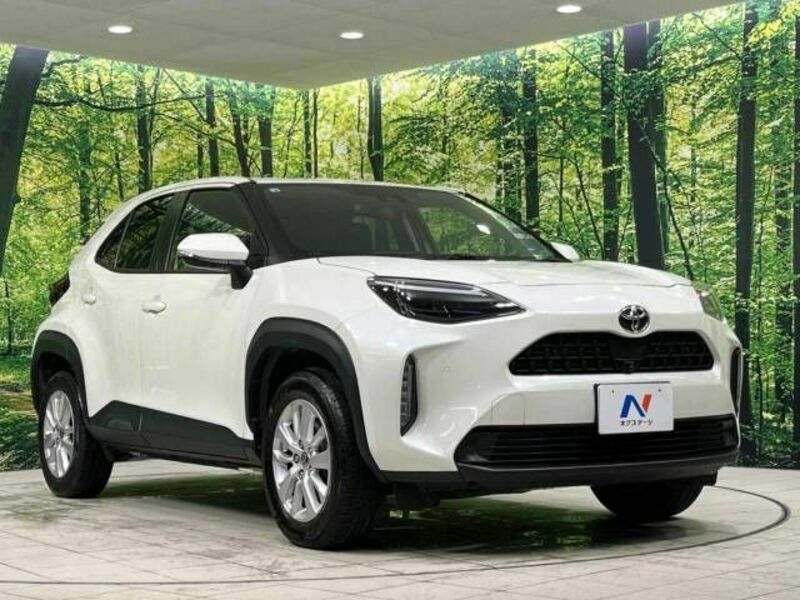 YARIS CROSS