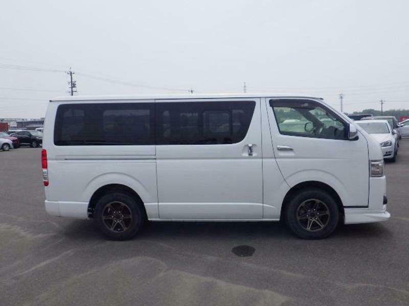 HIACE