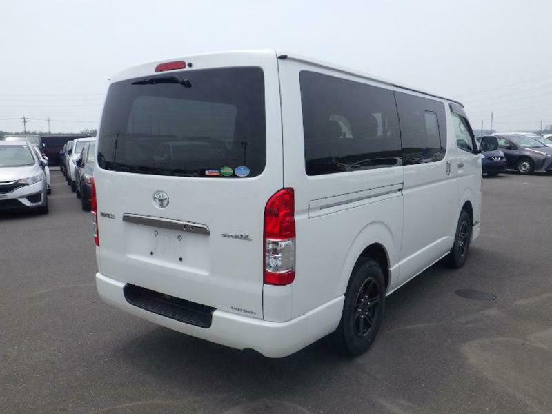 HIACE