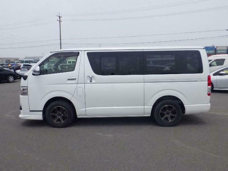 HIACE