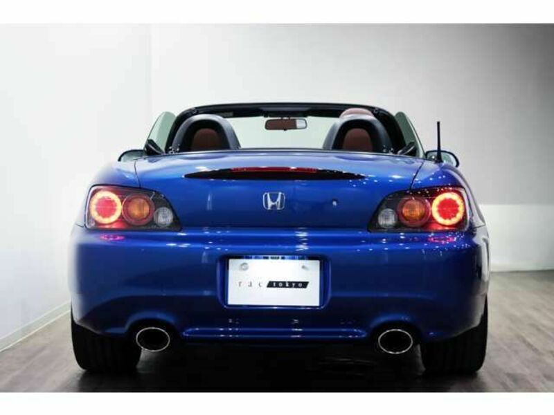 S2000
