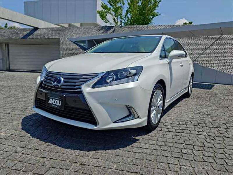 LEXUS HS
