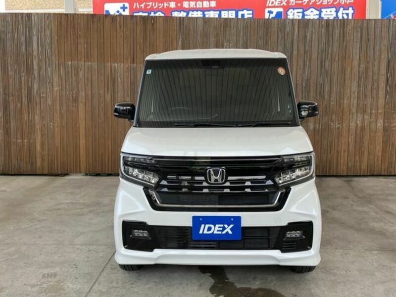 N BOX CUSTOM