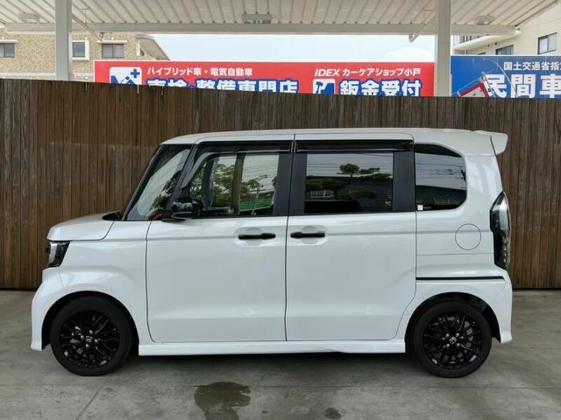 N BOX CUSTOM