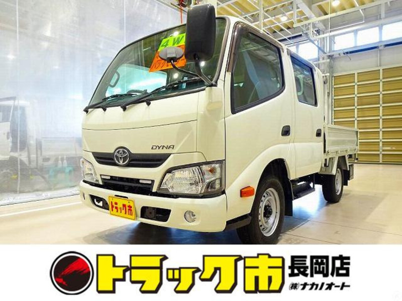 TOYOTA DYNA