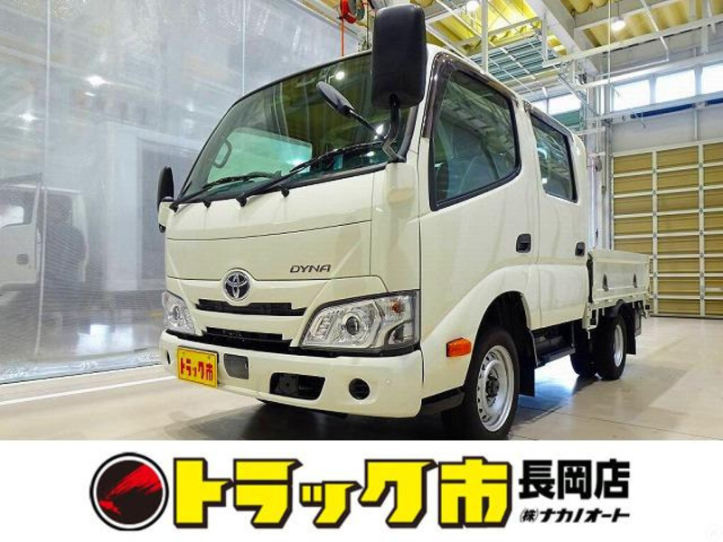TOYOTA DYNA
