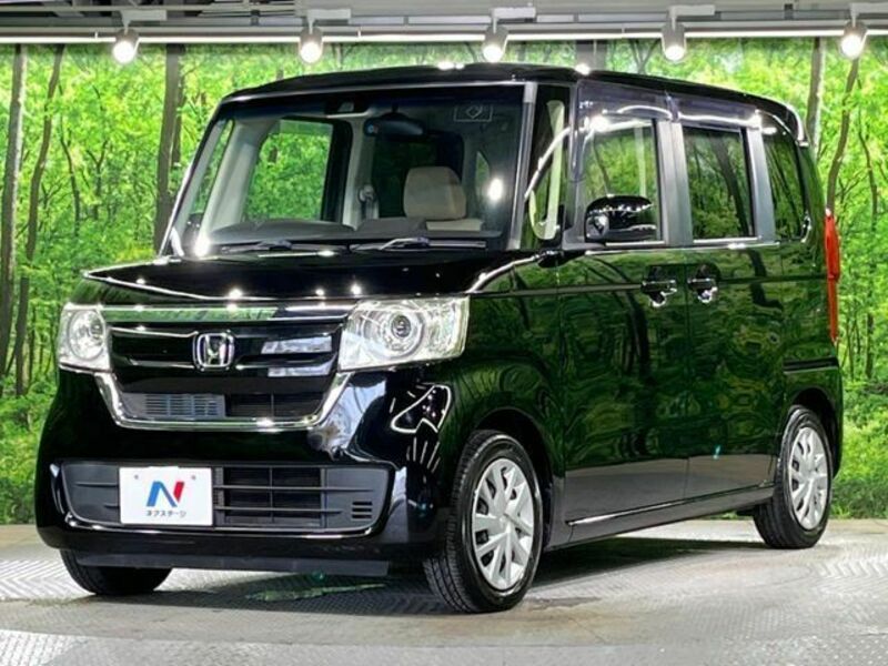 N BOX CUSTOM