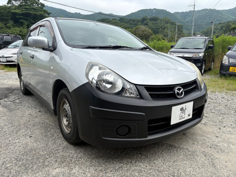 MAZDA FAMILIA VAN
