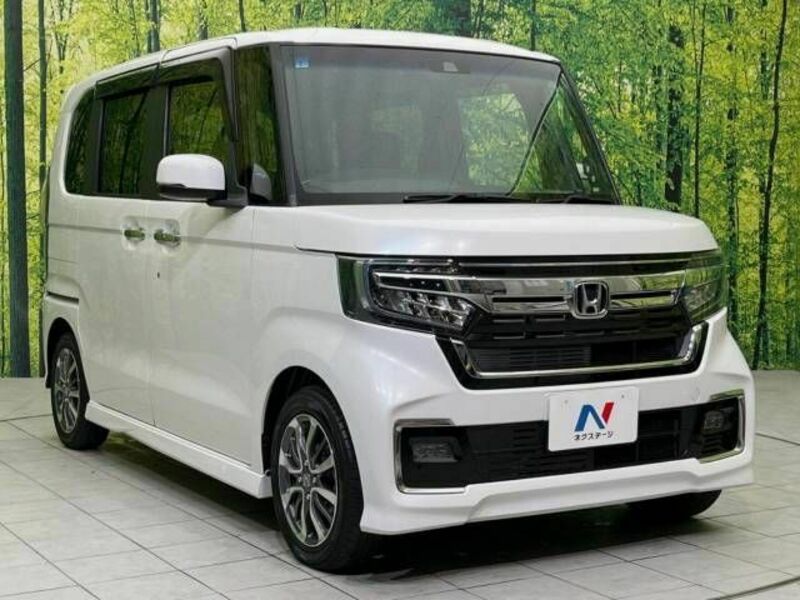 N BOX CUSTOM