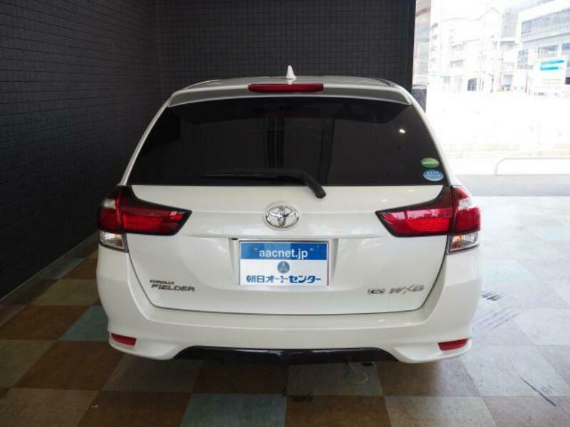 COROLLA FIELDER