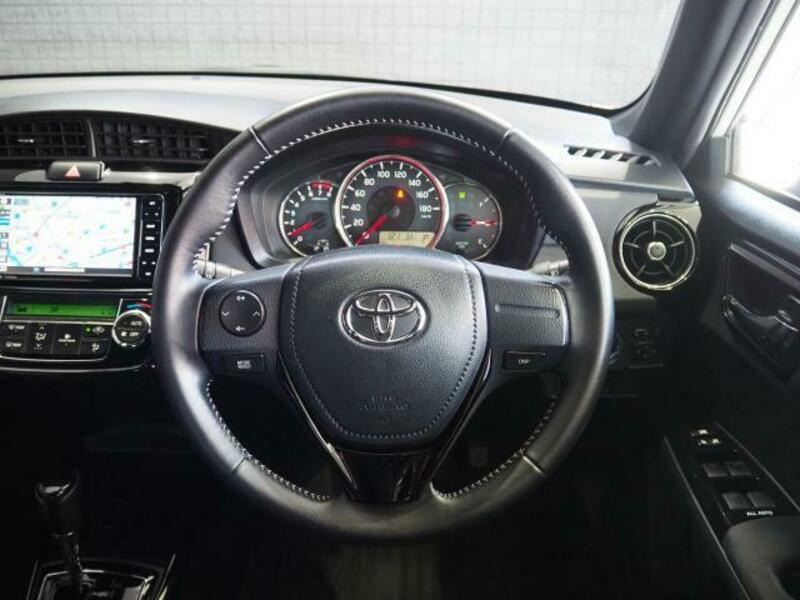 COROLLA FIELDER