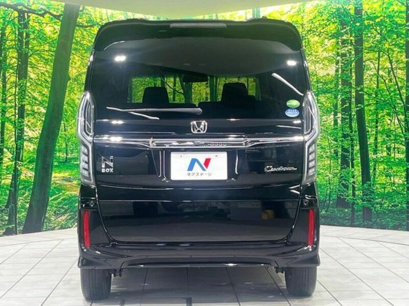 N BOX CUSTOM