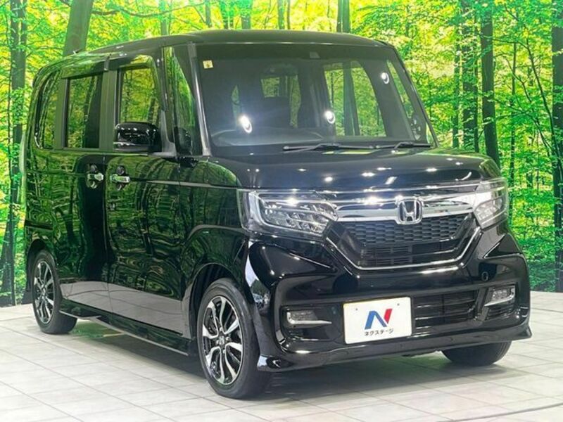 N BOX CUSTOM