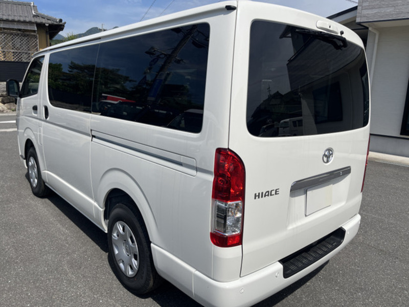 HIACE VAN