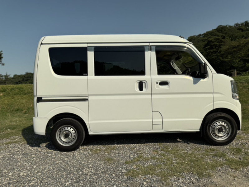 MINICAB VAN
