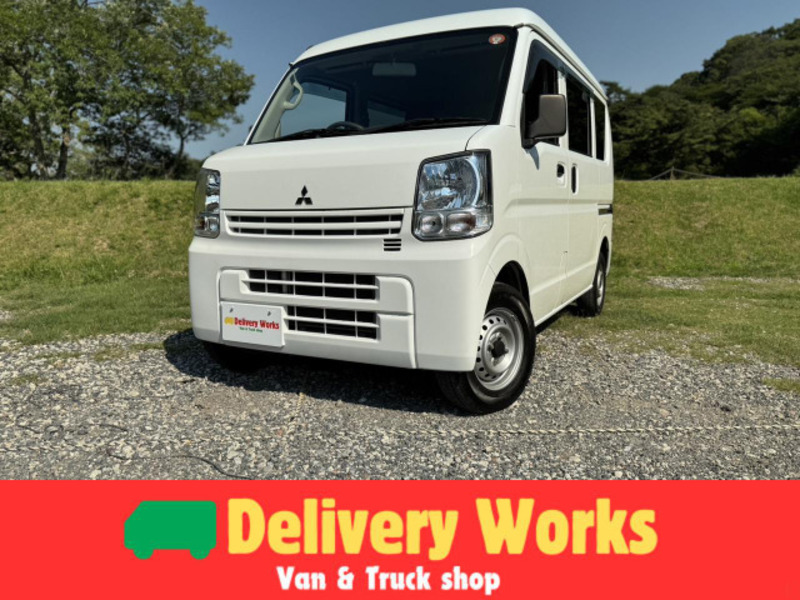 MITSUBISHI MINICAB VAN