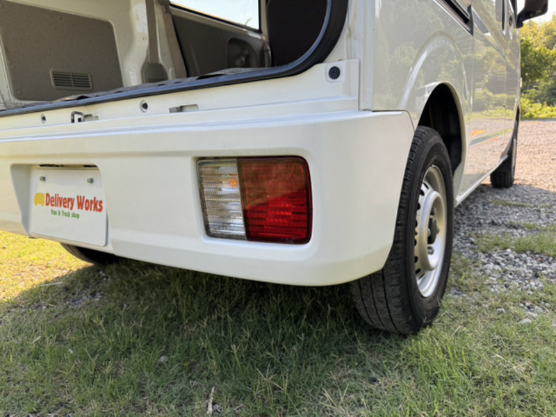 MINICAB VAN