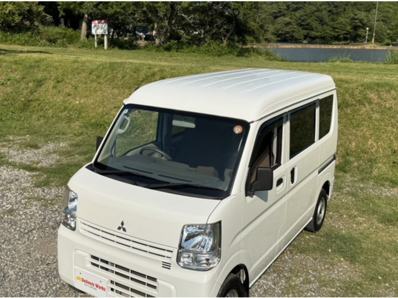 MINICAB VAN