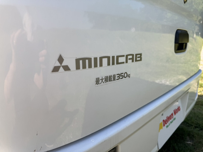 MINICAB VAN