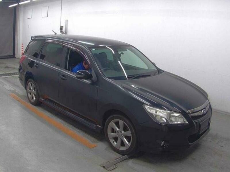 SUBARU EXIGA