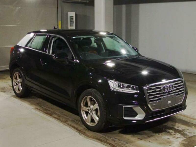 AUDI Q2