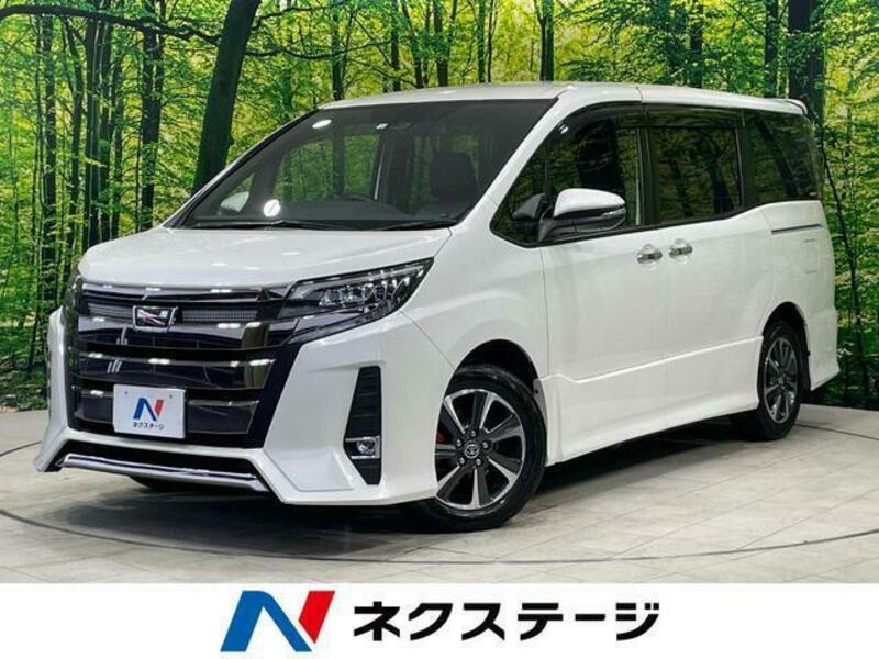TOYOTA NOAH