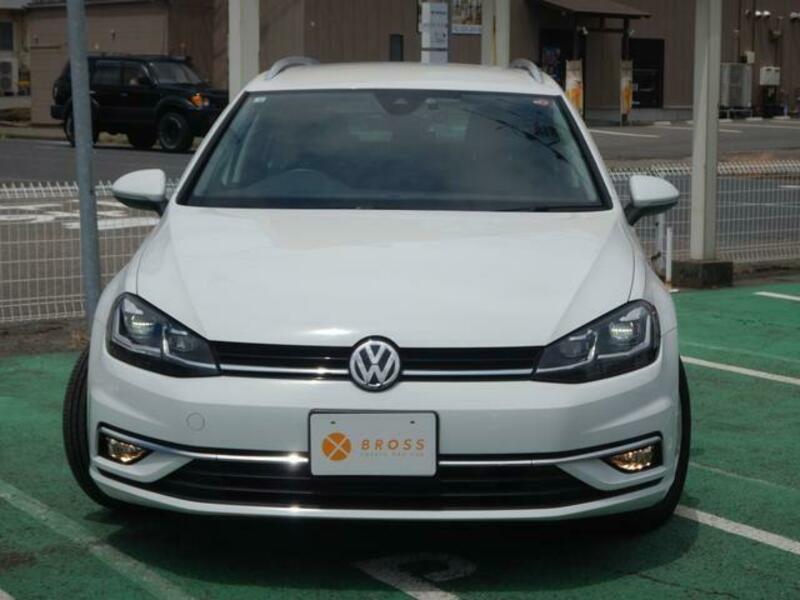 GOLF VARIANT