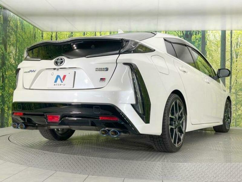 PRIUS PHV