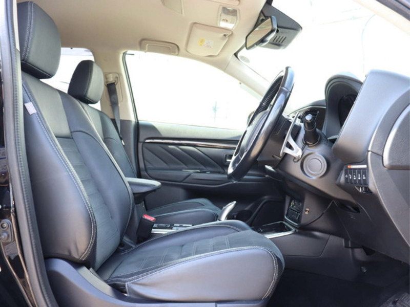 OUTLANDER PHEV