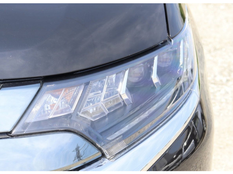 OUTLANDER PHEV