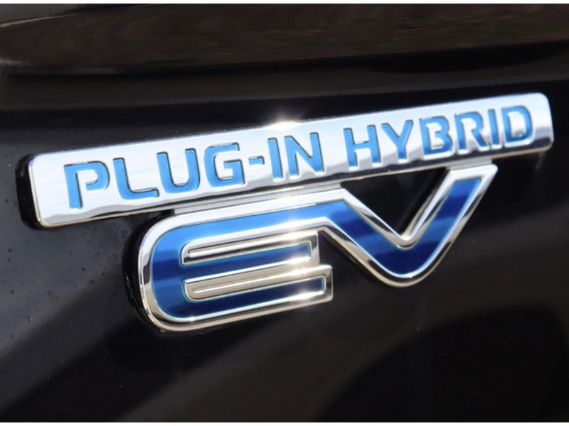 OUTLANDER PHEV