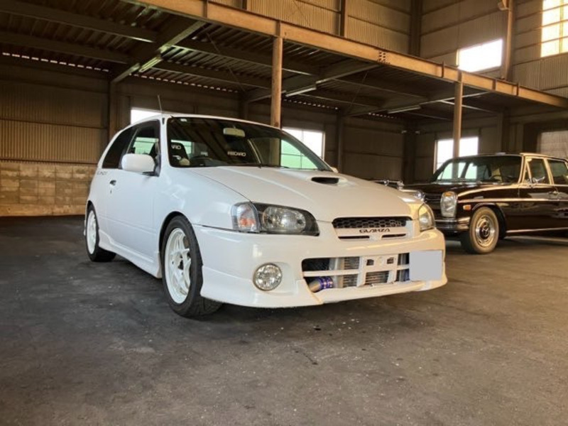 TOYOTA STARLET
