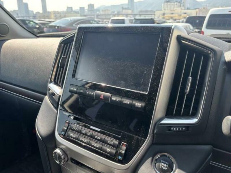 LAND CRUISER