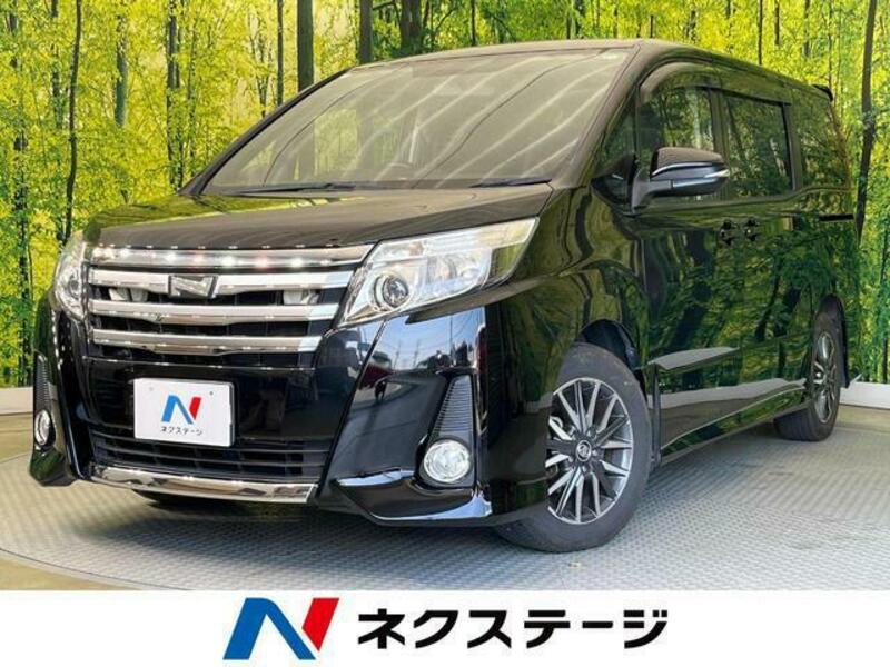 TOYOTA NOAH