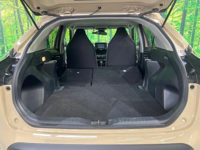 YARIS CROSS