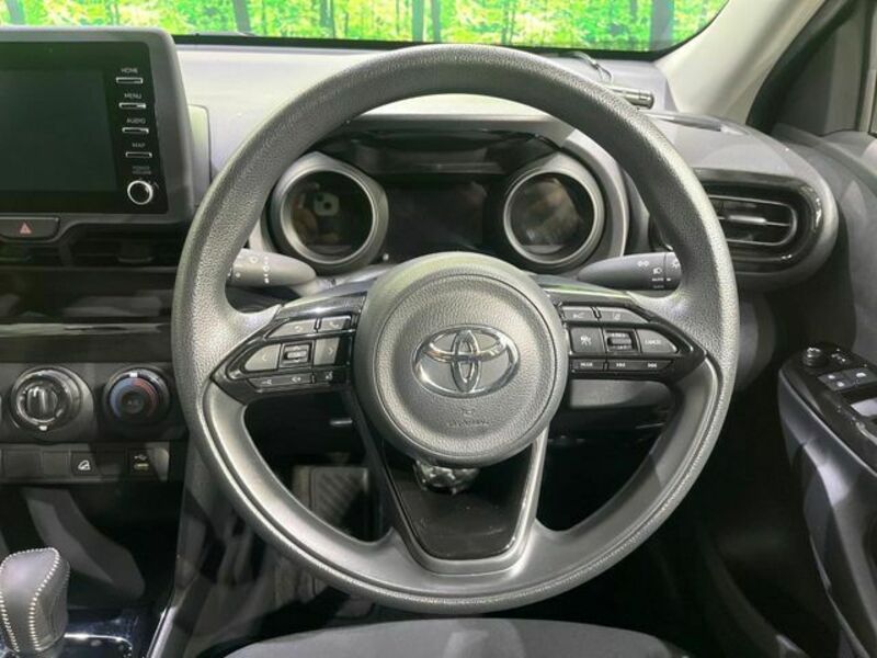 YARIS CROSS