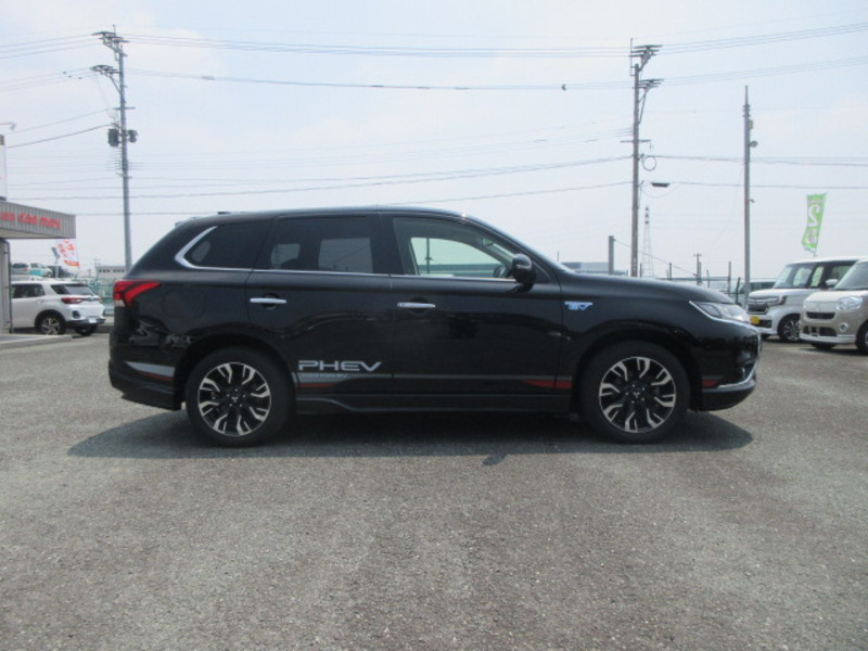 OUTLANDER PHEV