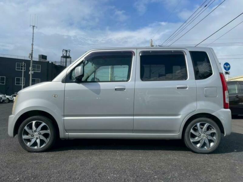 WAGON R