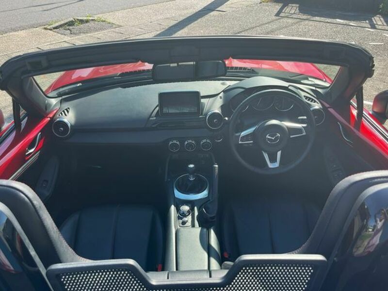ROADSTER