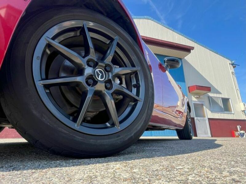 ROADSTER