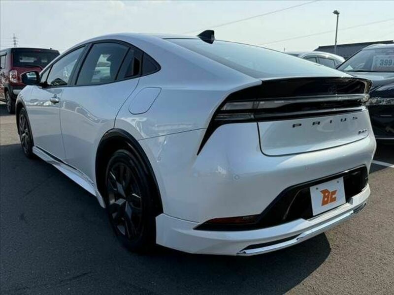 PRIUS PHV
