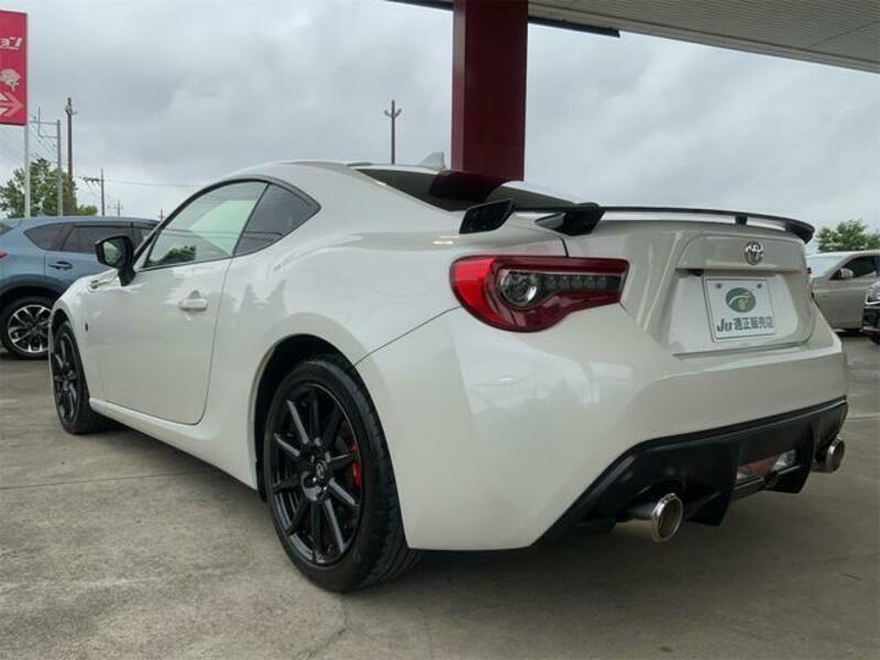 86