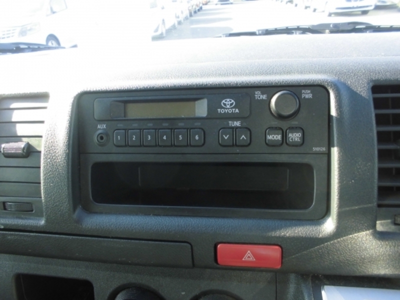 HIACE VAN