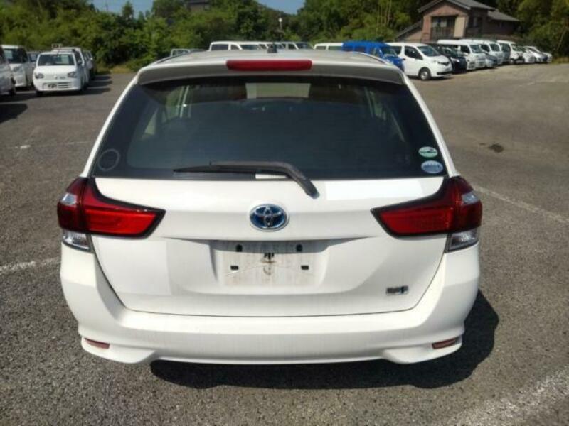 COROLLA FIELDER