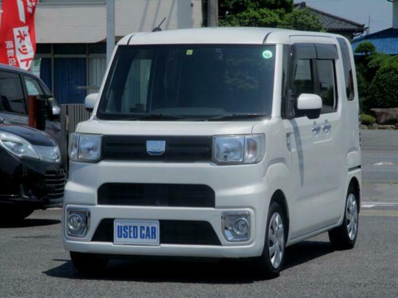 DAIHATSU WAKE