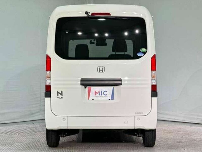N-VAN